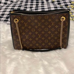 LOUIS VUITTON
Monogram Surene MM Black